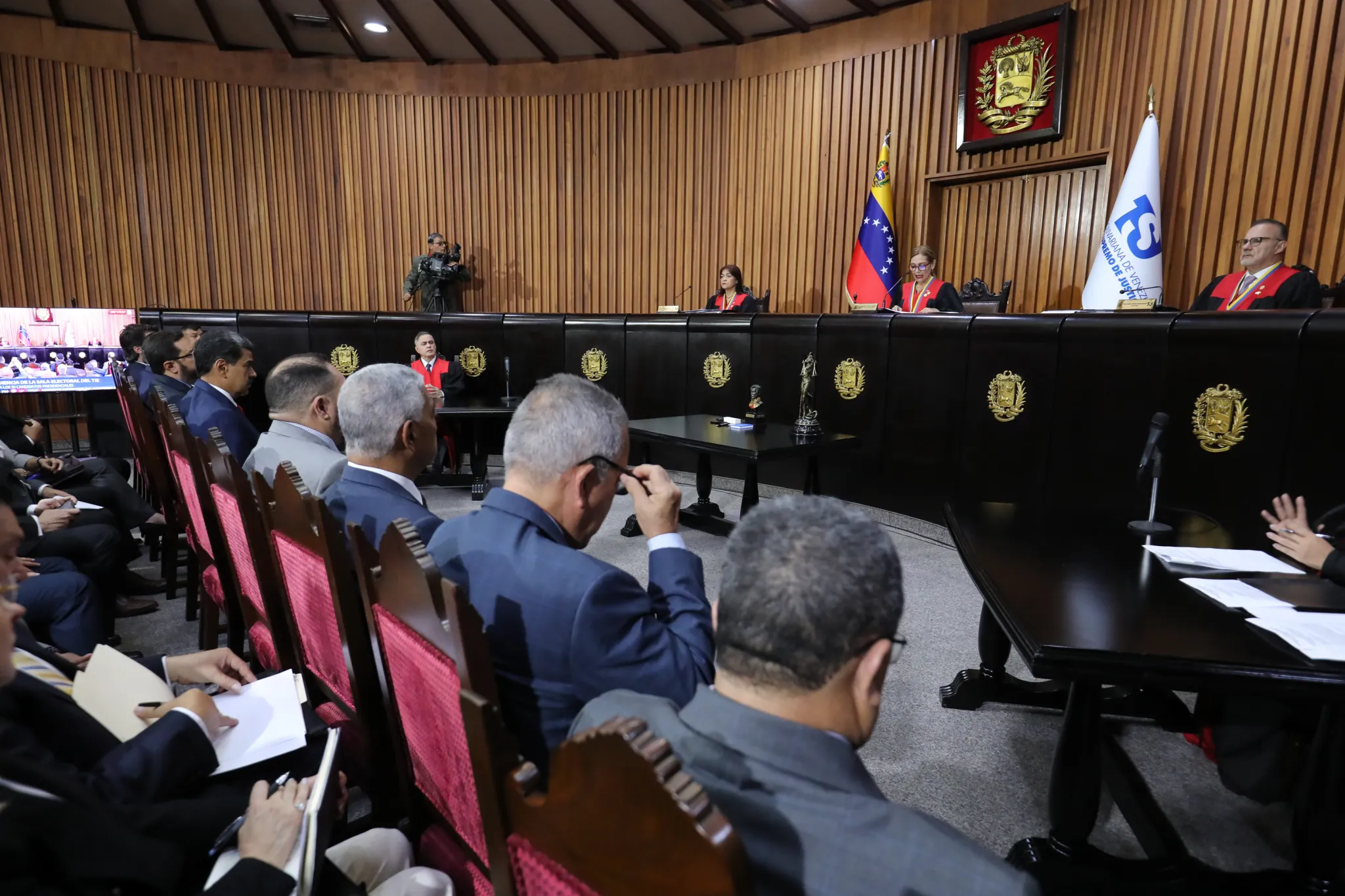 El Tribunal Supremo de Venezuela solicita al CNE las actas de escrutinio de las elecciones presidenciales