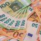El euro se eleva a 1,0991 dólares tras el descenso en la construcción de nuevas viviendas en EE.UU.