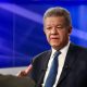 rewrite this title Leonel Fernández responde a las inexactitudes del presidente Abinader en "La Semanal" in spanish if is already in spanish does not translate it