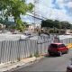Residentes de San Cristóbal expresan su temor al cruzar la calle.