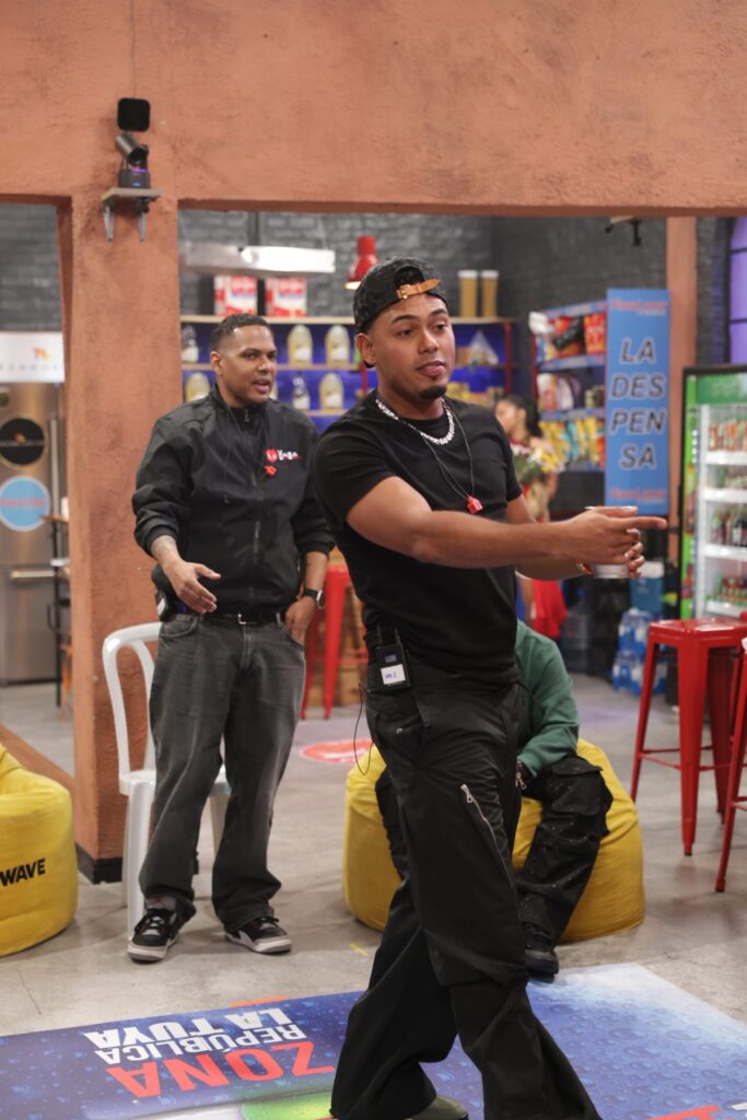 Myke Towers: “Gracias a mi pueblo dominicano que siempre está conmigo” - Noticias de hoy en República Dominicana