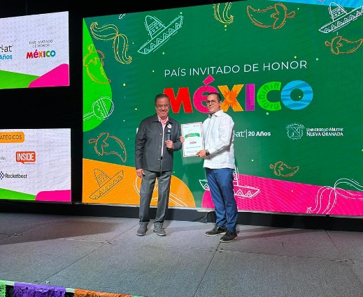 Fahd Jacobo recibe reconocimiento internacional por más de una década de aportes a la transformación digital en Latinoamérica - Noticias de hoy en República Dominicana