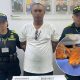 Hombre intentó viajar a República Dominicana con dos ardillas ocultas en sus genitales; una murió tras el rescate