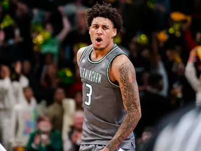 Yaxel Lendeborg amplía la historia dominicana en la NBA: ya son 15 criollos elegidos en el Draft - Noticias de hoy en República Dominicana