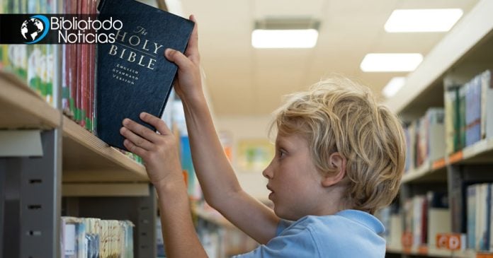 Texas aprueba lecturas obligatorias de la Biblia en escuelas públicas a partir de 2030
