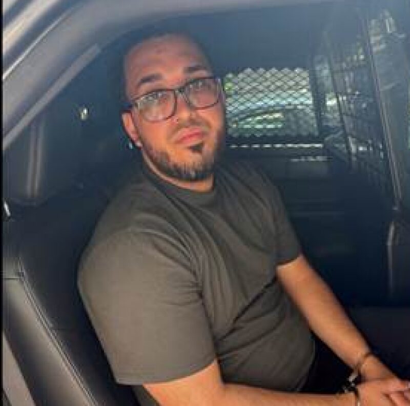 Agentes de ICE arrestan en Boston a dominicano imputado por delitos sexuales contra menores