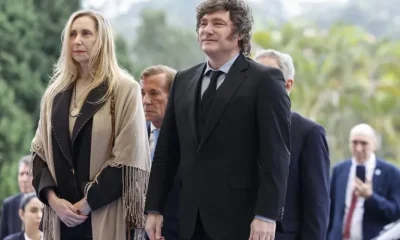 Milei fue condecorado en Brasil en medio de su viaje para el lanzamiento de la candidatura de Flávio Bolsonaro