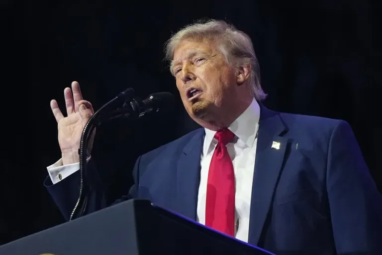 Trump asegura que es el "número uno en TikTok" aunque no aparece en el top 50 de usuarios
