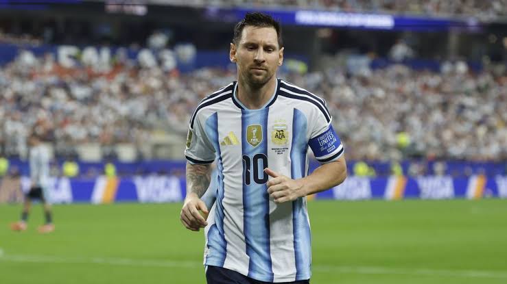 Argentina sobrevive al susto de Cabo Verde y avanza a octavos con un gol decisivo de Messi - Noticias de hoy en República Dominicana