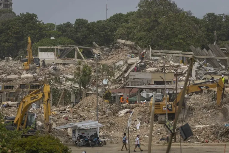 Sube a 5.398 la cifra de muertos por el doble terremoto en Venezuela