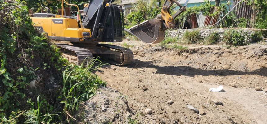 Comunitarios de Pedro Brand piden intervención del Gobierno ante conflicto por planta recicladora en La Cuaba