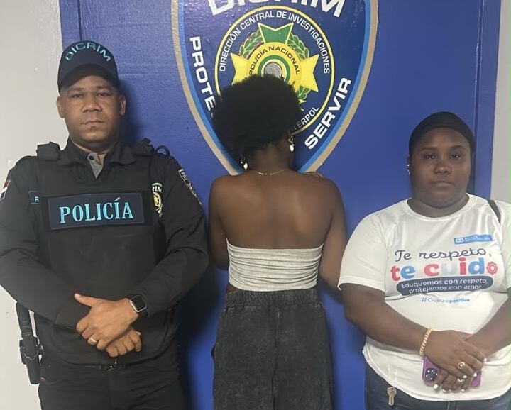 Policía localiza a joven y adolescente reportados como desaparecidos en Santiago