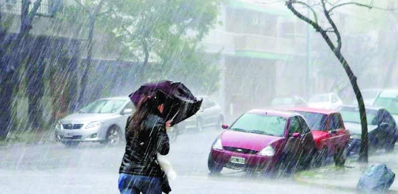 Onda tropical provocará aguaceros y tronadas esta tarde; persistirá el calor en gran parte del país